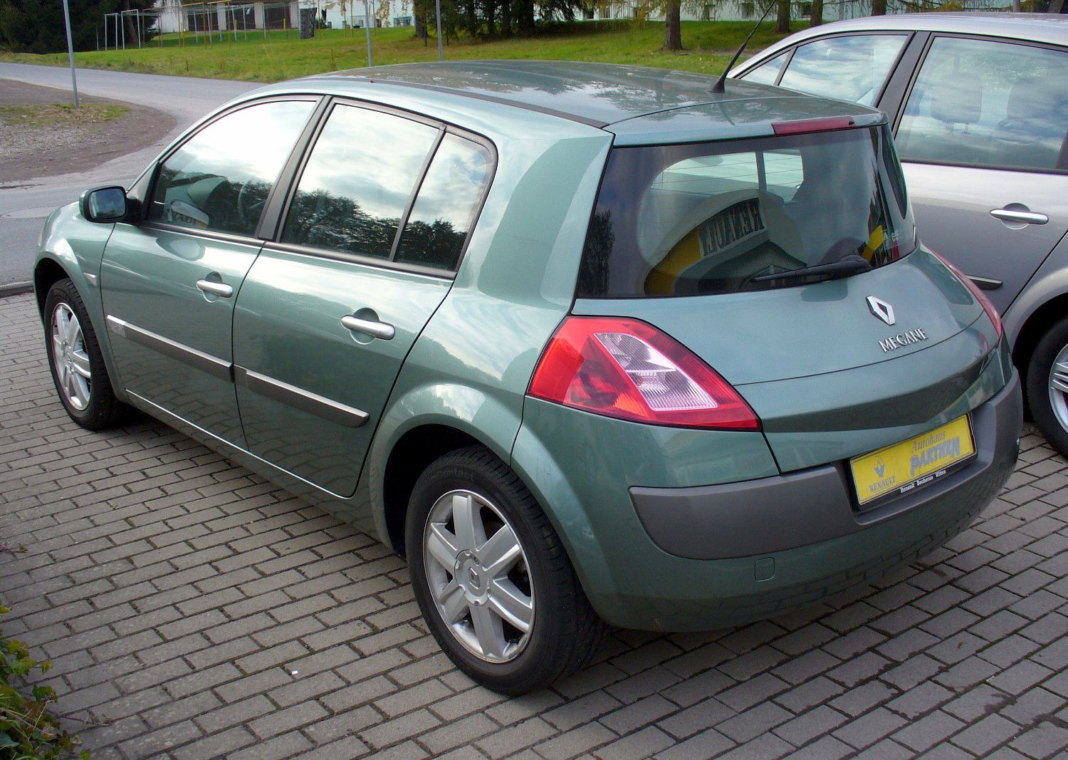 Renault Megane 2 покоління