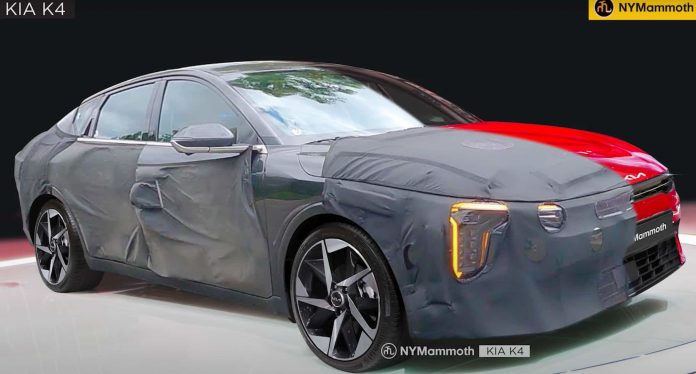 Майбутній Kia Cerato із новою назвою вперше показали без камуфляжу