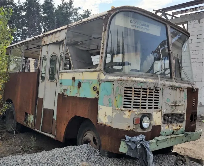 В Києві знайшли рідкісний автобус «Таджикистан-3205» (фото)