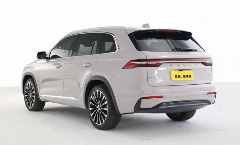Розкішний кросовер від Geely з витратою палива 4,3 літра на 100 км готовий до прем’єри