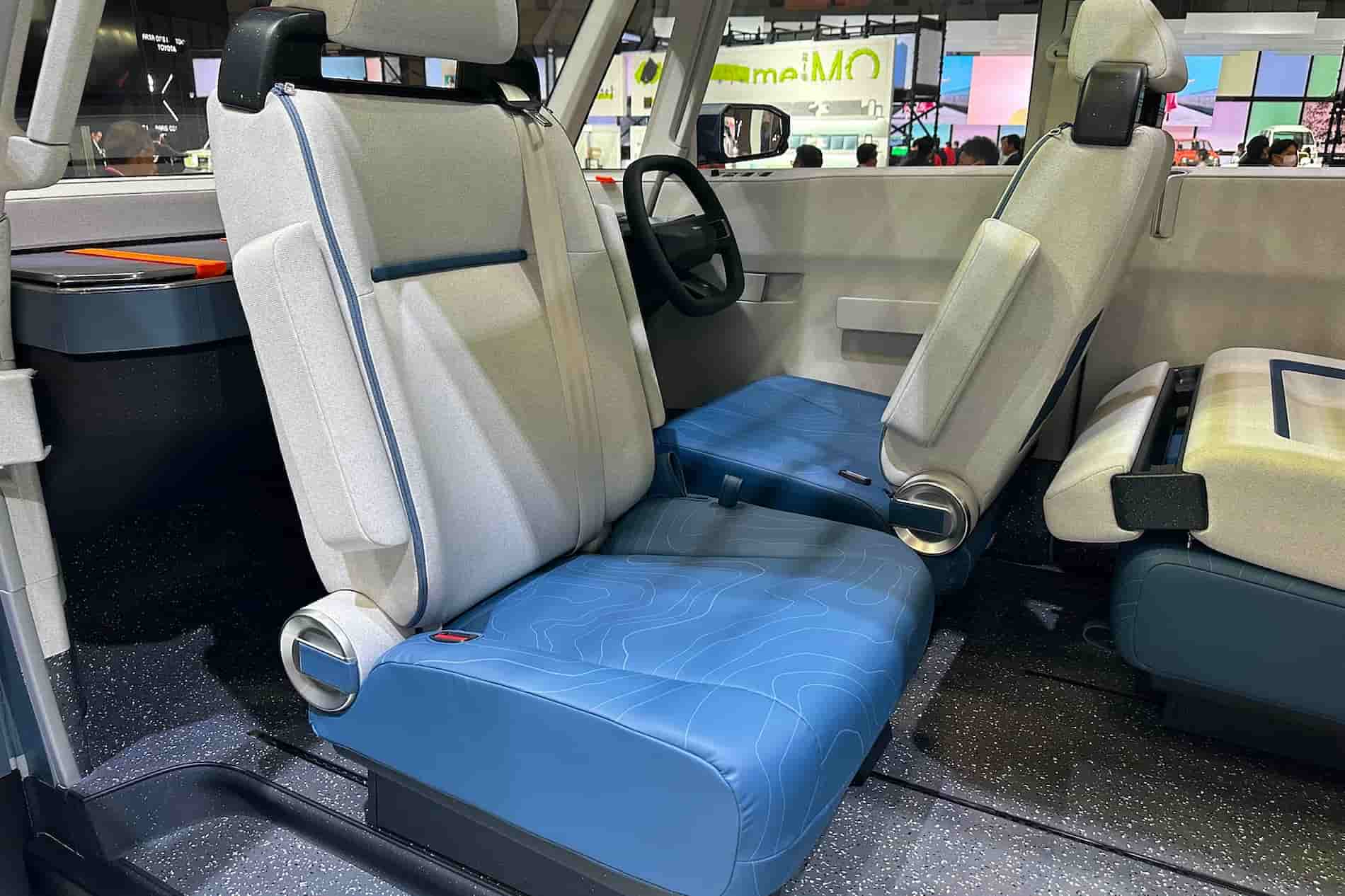 Toyota X-Van Gear Concept