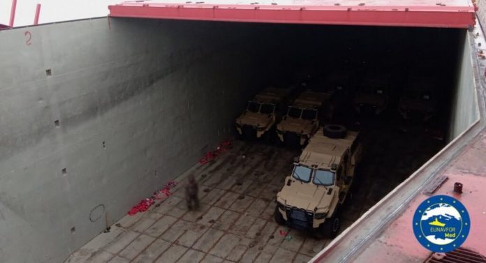 Україна може отримати 150 бронеавтомобілів Toyota, котрі ЄС конфіскувало у Лівії