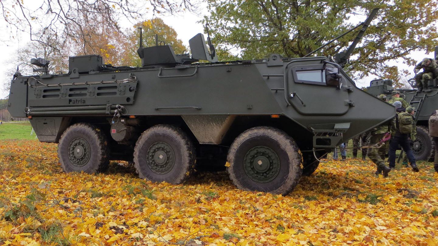 Збройні сили Швеції отримують нові броньовані машини Patria - Wheel News
