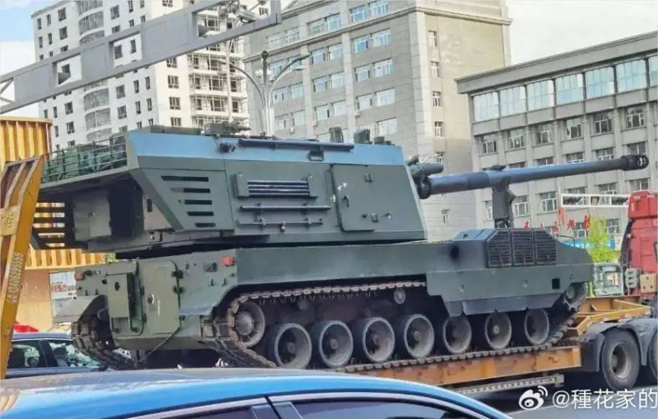 Найяскравішим аспектом нової 155-мм самохідної гаубиці PLZ-05B є її перероблена вежа