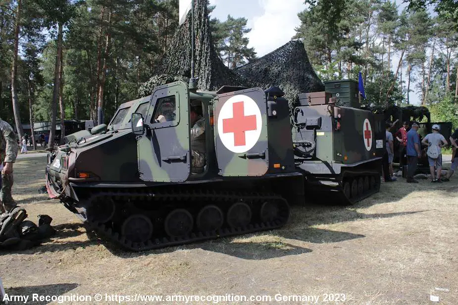 Санітарні машини Warthog