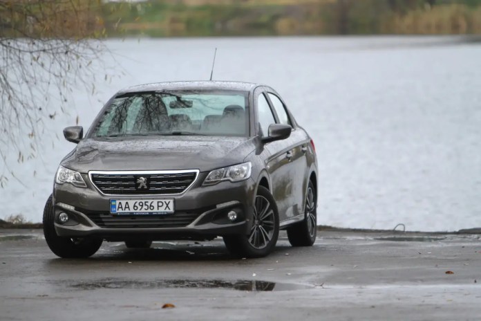 В Україні назвали ТОП-10 автомобілів з коробкою “автомат”