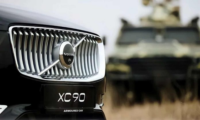 Шведи показали куленепробивний Volvo XC90 для Південної Африки