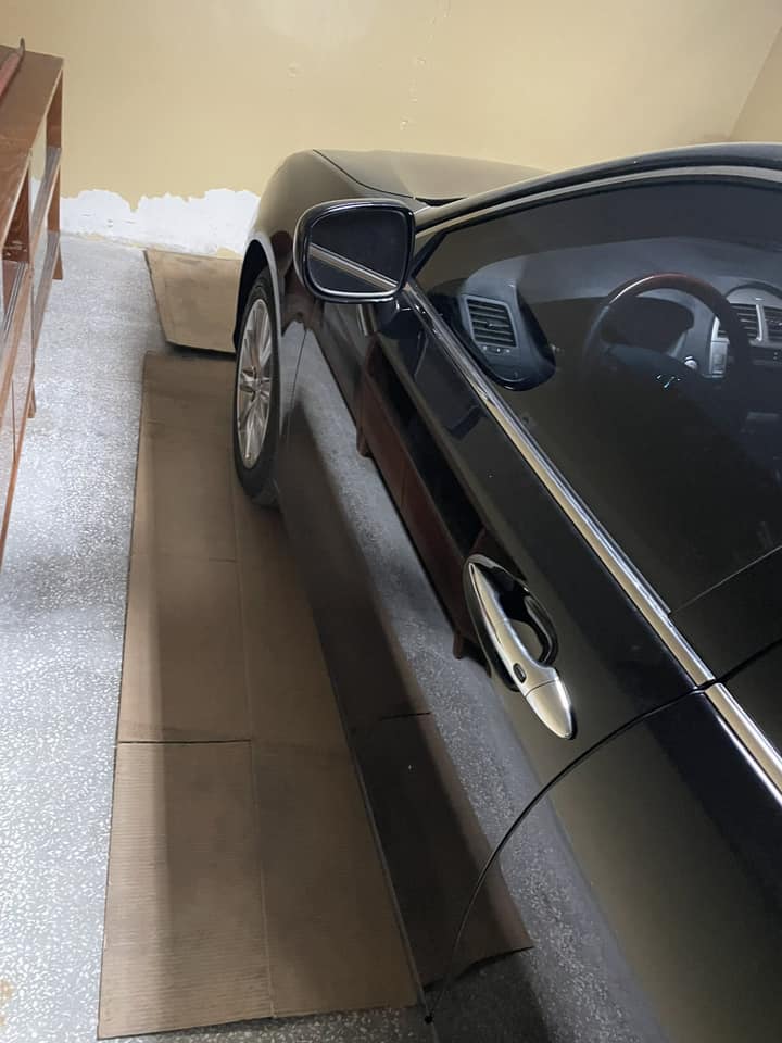 Рідкісний Lexus ES350 2007 року без пробігу: в Україні знайшли рідкісне купе
