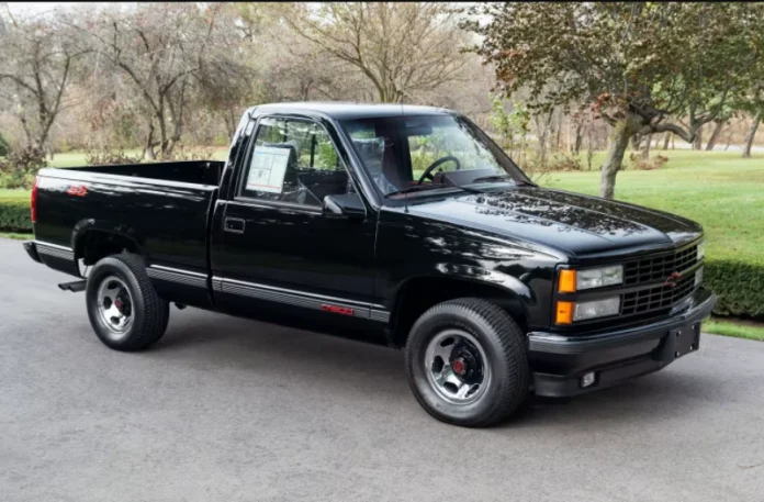 Пікап Chevrolet 454 SS 1990 року без пробігу виставили на продаж