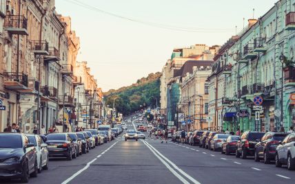 Столиця потерпає від заторів: водіїв стало в півтора раза більше
