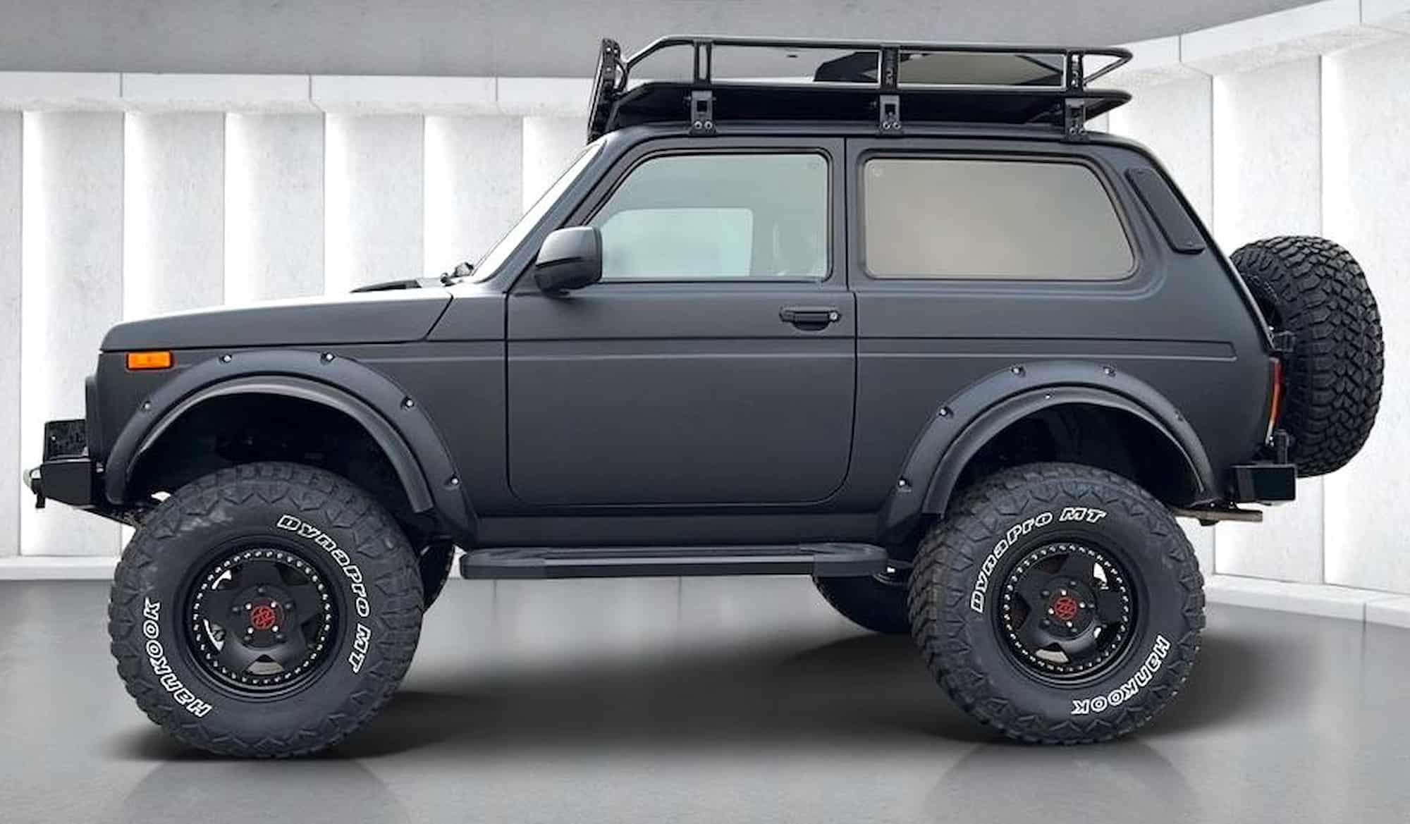 У Німеччині продають "хардкорний" позашляховик Lada Monster 4×4