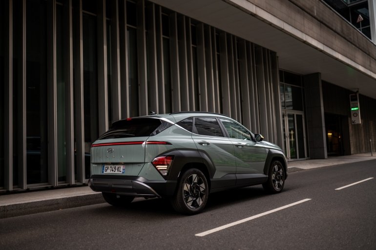 Новий кросовер від Hyundai: як виглядає авто з витратою палива 4,5 л на 100 км 