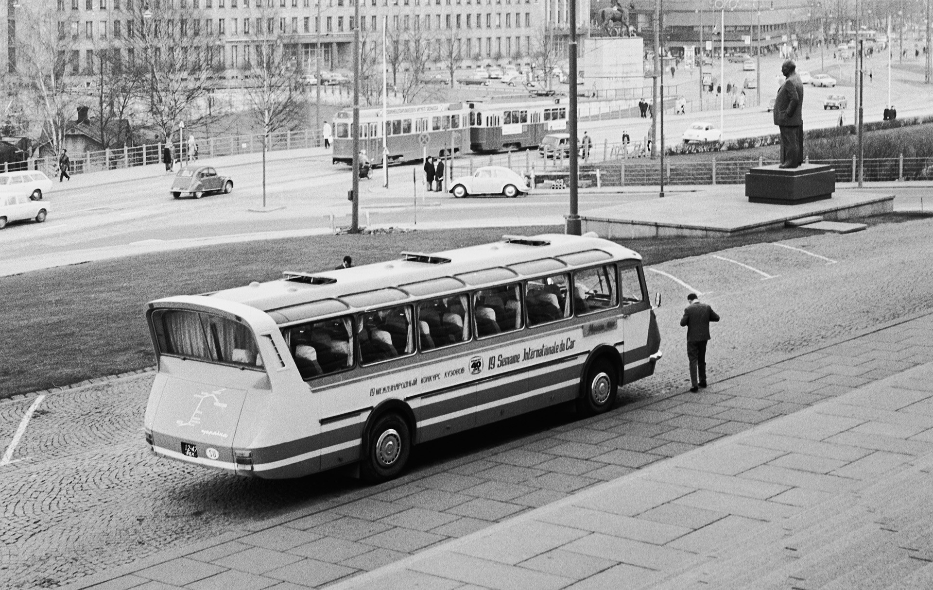 Зібрав всі європейські нагороди: як в 1967 році український автобус ЛАЗ переміг на виставці 