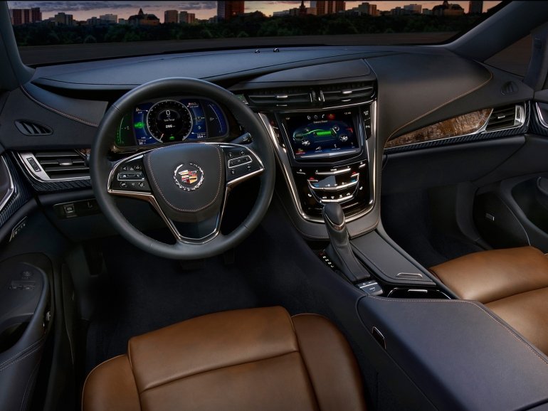 Таких автомобілів одиниці: в Києві сфотографували рідкісний Cadillac ELR 2014 року