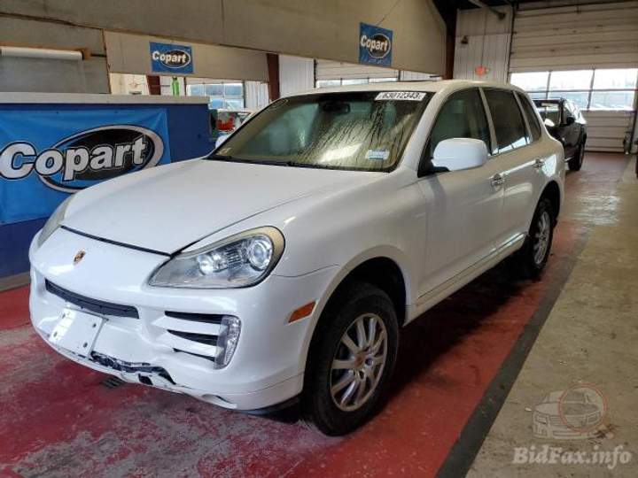 Porsche Cayenne за 250$: преміальне авто за ціною ЗАЗ