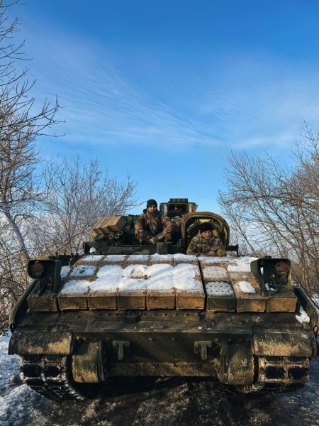 Дуель Bradley з Т-90 "Прорив": керівництво 47-ї бригади показало героїчний екіпаж ЗСУ
