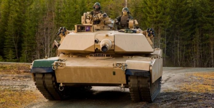 Без секретного бронювання: США передала Україні танки Abrams