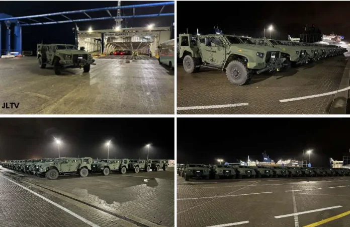 Легкі тактичні машини США 4x4 передані литовській армії