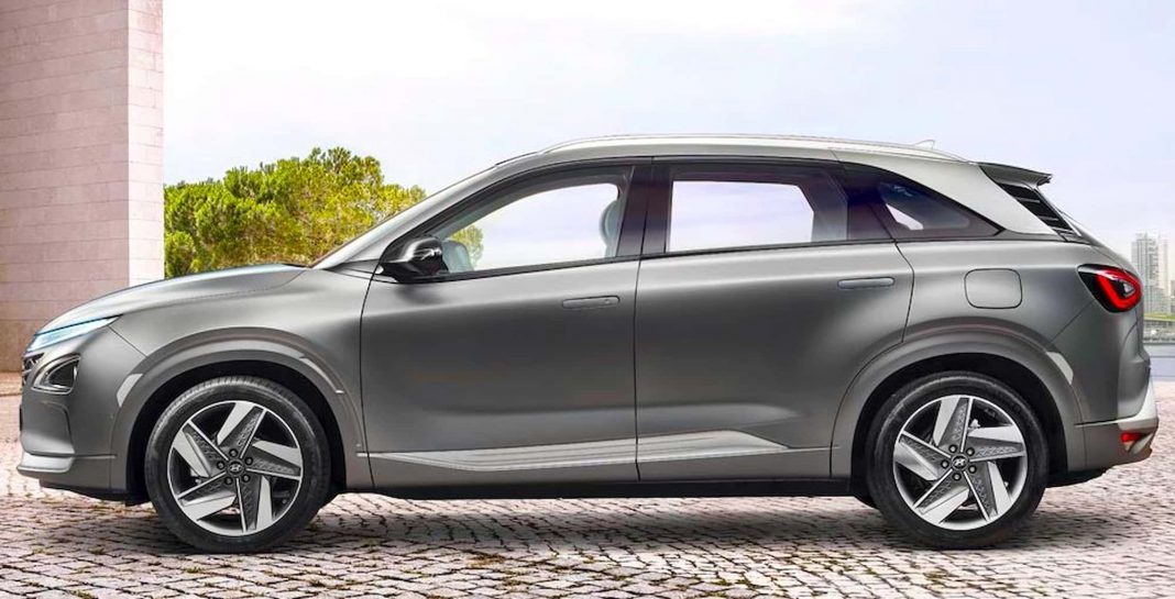 Нова генерація унікального кросовера Hyundai зможе проїжджати без ...