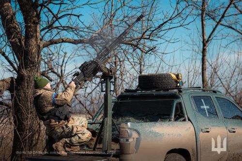 Саморобні пікапи для полювання на “шахедів”: фото від захисників