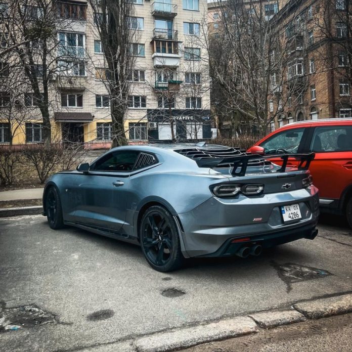 Рідкісний Chevrolet Camaro потужністю 453 к.с. з’явився в Києві