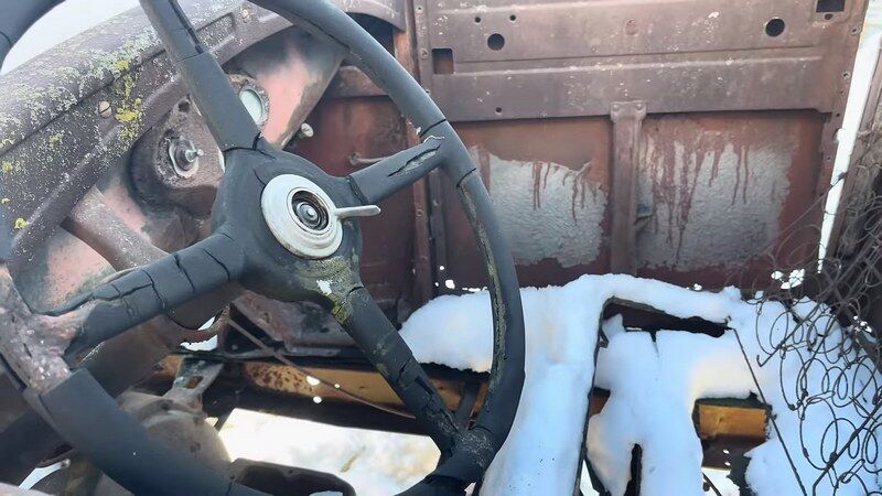Завели майже сторічний двигун: знайдено раритетну вантажівку Ford