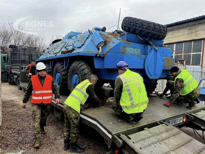 Чому президент Болгарії блокував передачу Україні БТРір