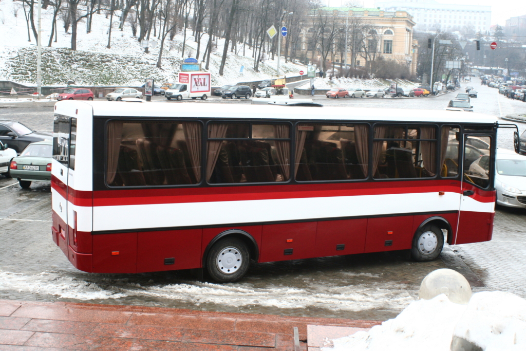 Яким був перший автобус «Еталон»: історія моделі «Мак»
