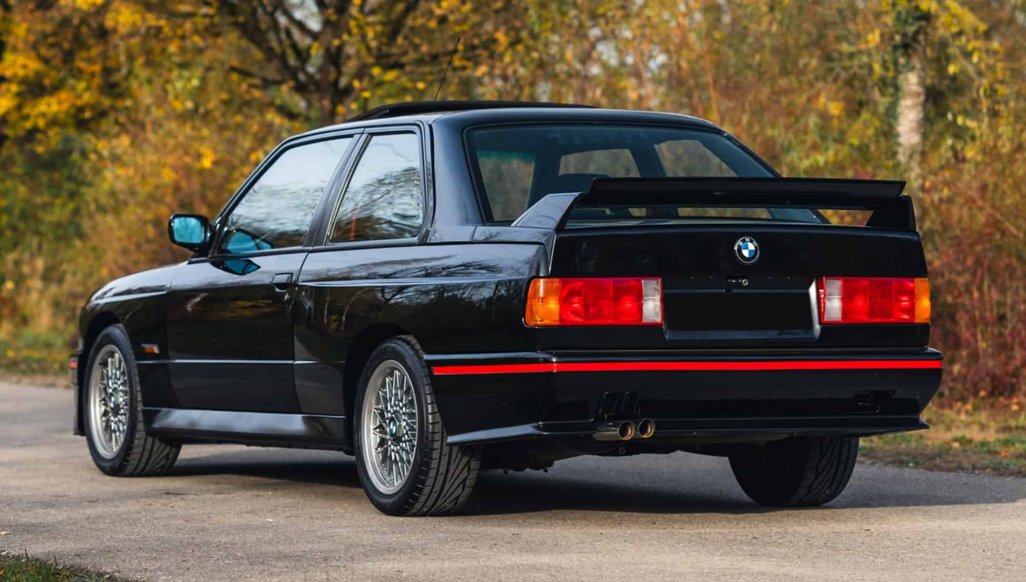 Рідкісний BMW M3 E30 Sport Evolution збираються продати дорожче 6 600 000 грн
