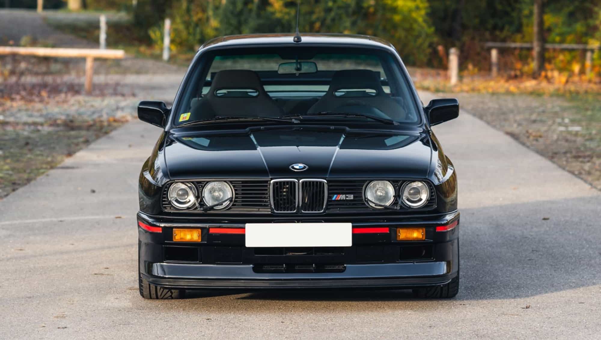 Рідкісний BMW M3 E30 Sport Evolution збираються продати дорожче 6 600 000 грн