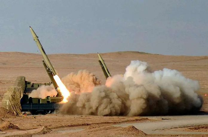 Іранська балістична ракета Fateh-110 малої дальності