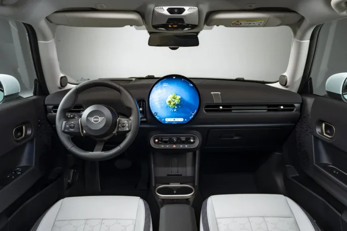 Без будь-якого анонсу дебютувало нове покоління Mini Cooper із класичними ДВЗ