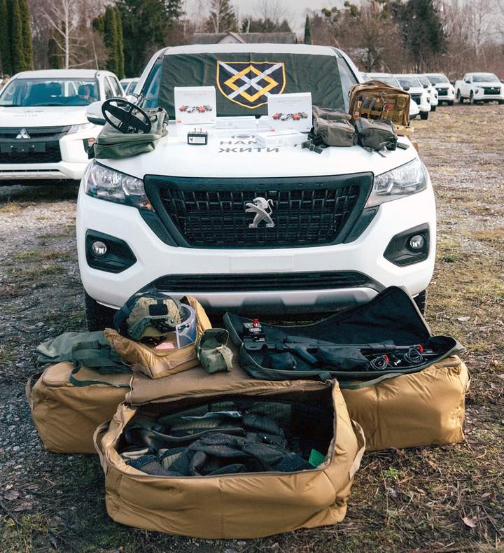 Пікапи Peugeot для розміновування: сапери отримали техніку вартістю 45 641 454 гривні