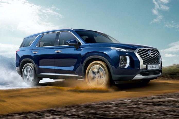Hyundai Palisade відкликають через пружини клапанів, які можуть пробити дірку в двигуні