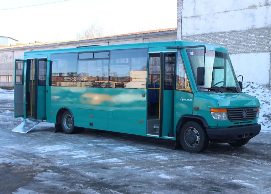 Яскравий та сучасний: в Україні презентували новий автобус «Сумчанин» на шасі Mercedes-Benz