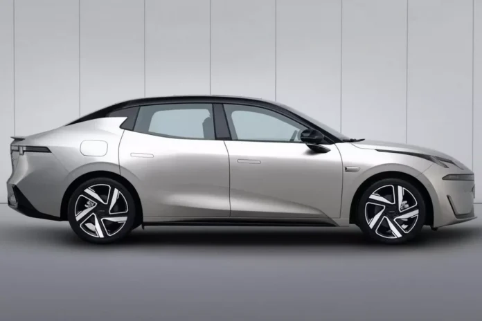 Компанія Geely готує дешевого 