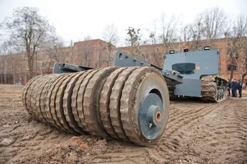 ООН придбала в Харкові спецтехніку для розміновування