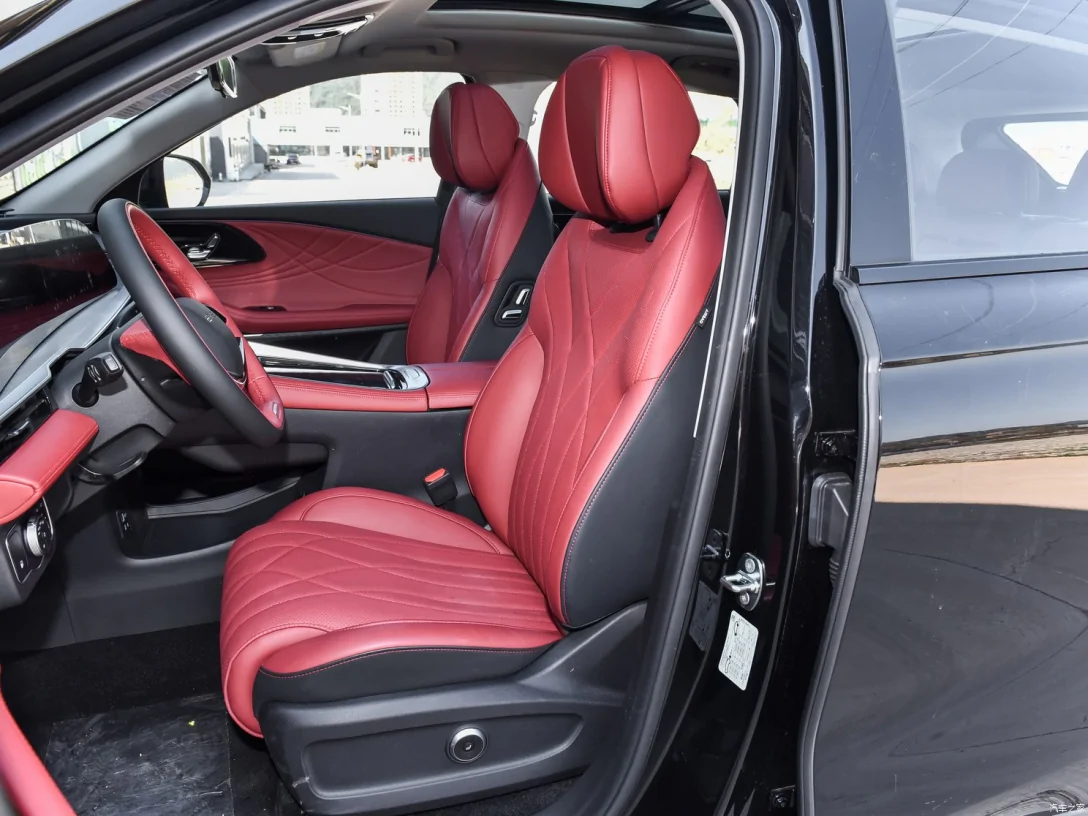 Потужний спортивний кросовер від Chery  з витратою палива 5,4 л на 100 км за 22 500$