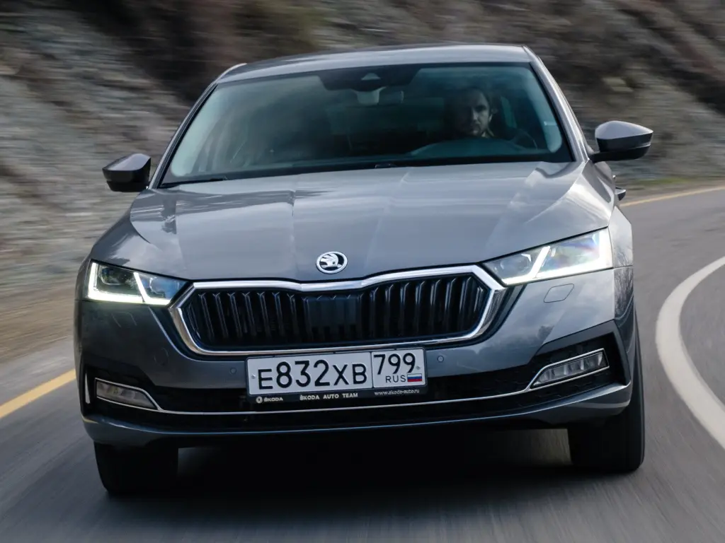 Модель Skoda Octavia з пробігом названо найкращою за вартістю 600 000 грн