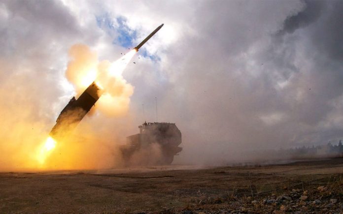 Україна працює над створенням альтернативи ракетам великої дальності для HIMARS