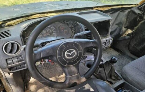 Воскресає після бойових завдань: ЗСУ показали свій побитий пікап Mazda