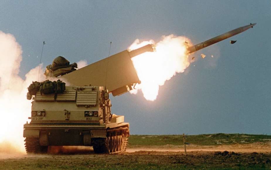 Реактивна система залпового вогню M270
