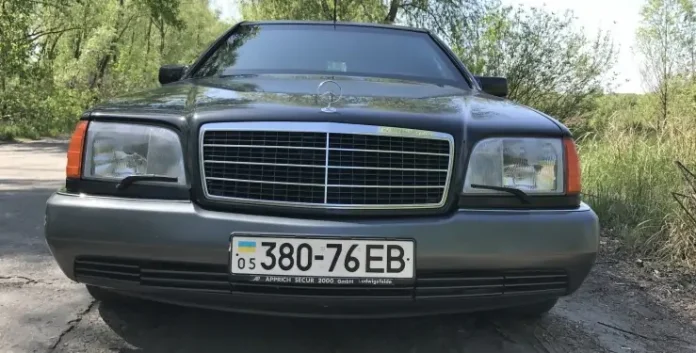 Броньований Mercedes-Benz українського депутата: на яких автомобілях їздили у 90-х