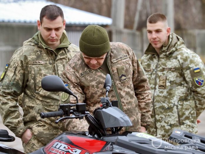 Дніпровська мерія витратила 890 000 євро на несправні квадроцикли для ЗСУ