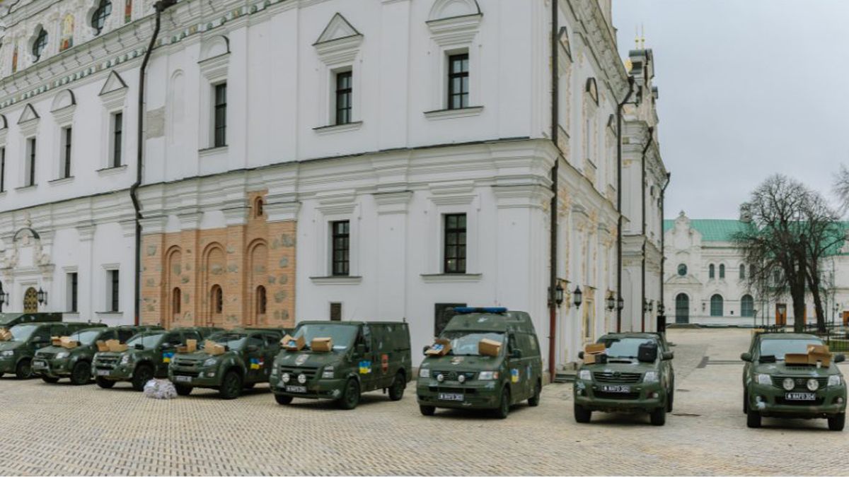 Естонські благодійники зібрали для ЗСУ 300 000 євро: бійці вже отримали пікапи, БПЛА та інше обладнання