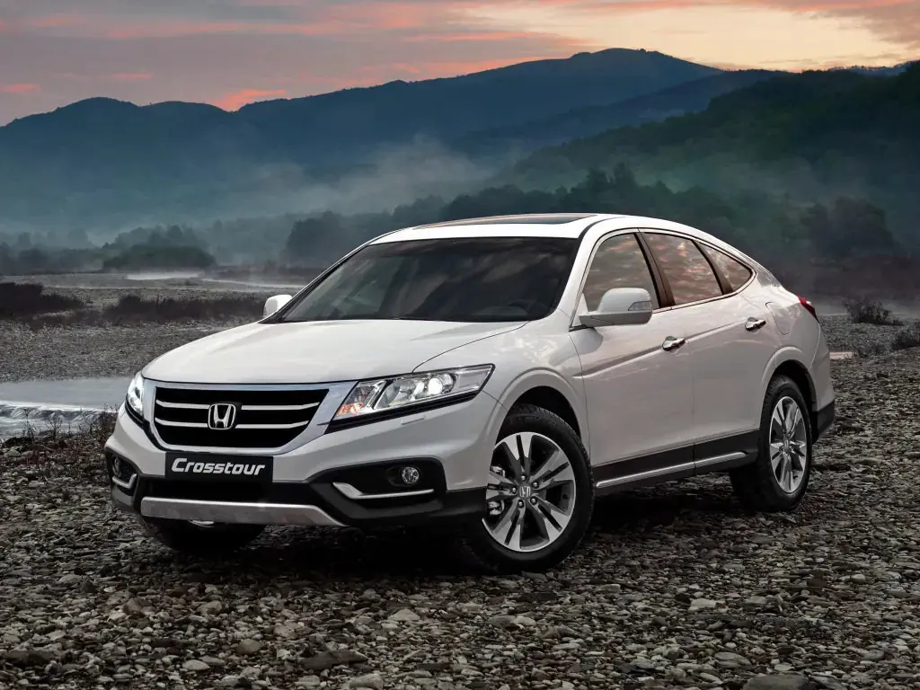 Автоексперт назвав кросовер від Honda з безвідмовними моторами: Crosstour коштує як дешеві "китайці"