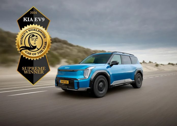 Названо найкращий автомобіль року для жінок