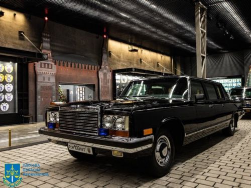 Поцупили навіть автівки: фсб привласнило собі колекцію рідкісних автомобілів з України