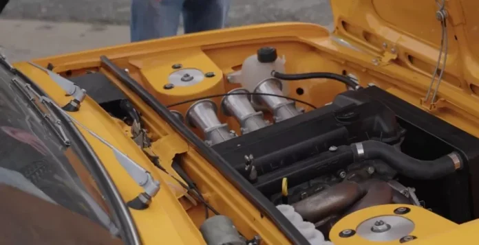 Англієць купив за копійки старий ВАЗ-2101, а отримав майже Ford з 235 силами під капотом