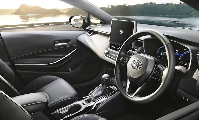 Toyota випускає найкращу версію Corolla в історії: максимальна економічність і поліпшена керованість